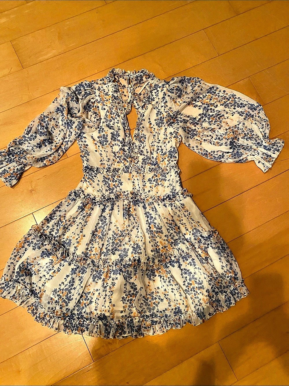 Hello Molly Floral Mini Dress in Cream & Blue Size Medium